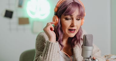 Create Inbound Sales Like LibSyn Podcast Host-Mom-Yoga Guru, Elsie Escobar — AI-powered sales insights from Wes Schaeffer, Th