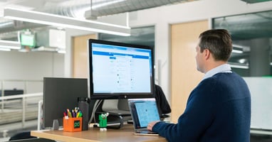 HubSpot + LinkedIn = Hublead by Bastien Paul — AI-powered sales insights from Wes Schaeffer, The Sales Whisperer