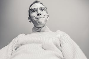 Be Confident Like the Stupid Ones To Win at Sales