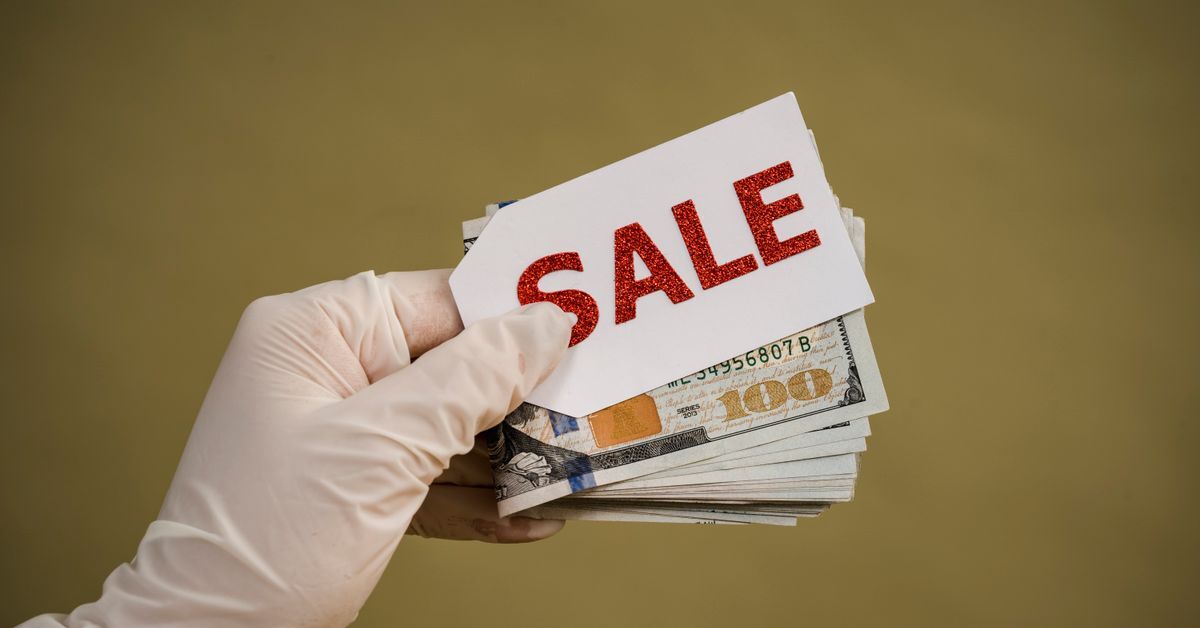 Use Mind Reading To Close Sales With Ian Rowland — AI-powered sales insights from Wes Schaeffer, The Sales Whisperer