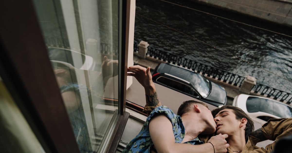 From Ukraine With Love, Oleg Bilozor Shares How He Launched Fast — AI-powered sales insights from Wes Schaeffer, The Sales Wh