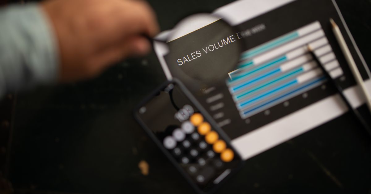 Robert Skrob: Grow Your Sales With This Info Marketing and Membership Guru — AI-powered sales insights from Wes Schaeffer, Th